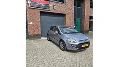 Gebruikt 2010 Fiat Punto Evo Racing Hatchback | € 2.599 (Eerlijke prijs)