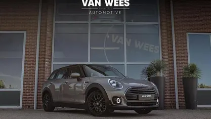 Grijs Gebruikt 2020 Mini One Clubman Stationwagen | € 14.450 (Goede deal)