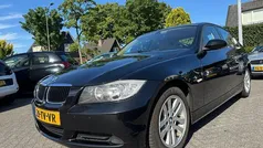 Zwart Gebruikt 2007 BMW 320 Sedan | € 3.299 (Goede deal)
