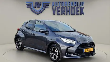 Gebruikt 2024 Toyota Yaris Edition Hatchback | € 24.700 (Eerlijke prijs)
