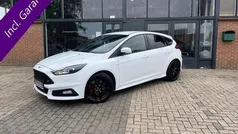 Gebruikt 2017 Ford Focus ST Hatchback | € 18.950 (Eerlijke prijs)
