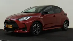Rood Gebruikt 2020 Toyota Yaris Hybrid Style Hatchback | € 20.725 (Eerlijke prijs)