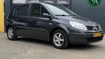 Occasion Renault Scénic II 111 PK (81 kW) 2006 Grijs MPV