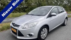 Grijs Gebruikt 2013 Ford Focus Hatchback | € 6.900 (Eerlijke prijs)