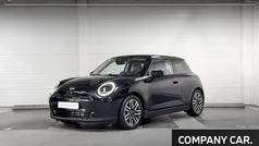 Zwart Nieuw 2025 Mini Cooper Classic Hatchback | € 38.490 (Eerlijke prijs)