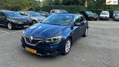 Blauw Gebruikt 2020 Renault Mégane IV LIMITED Hatchback | € 14.750 (Eerlijke prijs)