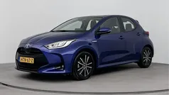 Blauw, metallic lak Gebruikt 2021 Toyota Yaris Limited Hatchback | € 21.245 (Eerlijke prijs)