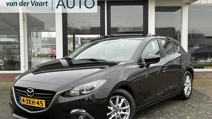 Zwart Occasion 2015 Mazda 3 Hatchback | € 9.995 (Eerlijke prijs)