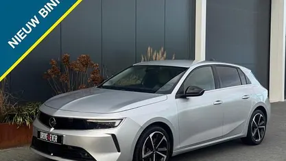 Occasion 2022 Opel Astra Elegance Hatchback | € 20.995 (Eerlijke prijs)