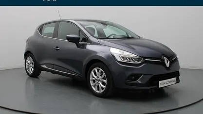 Gebruikt 2017 Renault Clio IV Intens Hatchback | € 10.490 (Eerlijke prijs)