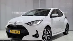 Wit Gebruikt 2021 Toyota Yaris Hybrid Style Hatchback | € 21.249 (Eerlijke prijs)