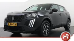 Zwart Gebruikt 2024 Peugeot e-2008 Active SUV | € 24.800 (Goede deal)