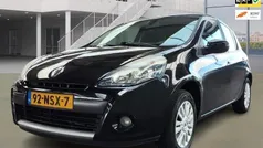 Zwart Gebruikt 2010 Renault Clio II Collection Hatchback | € 4.950 (Eerlijke prijs)