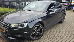 Zwart Gebruikt 2014 Audi A3 Attraction Sedan | € 13.250 (Eerlijke prijs)