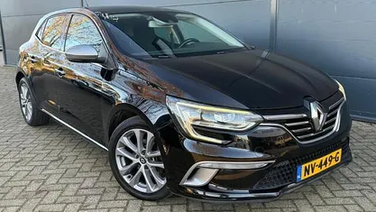 Zwart Gebruikt 2017 Renault Mégane GT Line GT-Line Hatchback | € 10.445 (Eerlijke prijs)