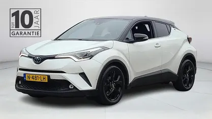 Gebruikt 2019 Toyota C-HR Executive SUV | € 20.950 (Eerlijke prijs)