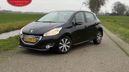 Zwart Gebruikt 2013 Peugeot 208 Active Hatchback | € 4.950 (Goede deal)