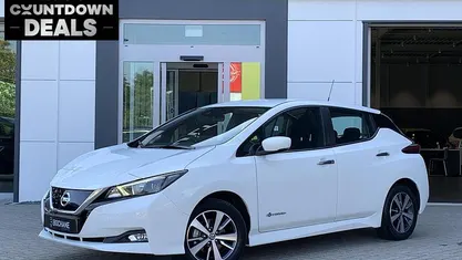 Wit Gebruikt 2020 Nissan Leaf Acenta Hatchback | € 13.695 (Eerlijke prijs)