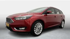 Rood Gebruikt 2016 Ford Focus Titanium Stationwagen | € 10.950 (Eerlijke prijs)