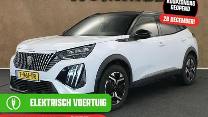 Wit Gebruikt 2023 Peugeot e-2008 GTi SUV | € 24.445 (Goede deal)