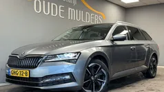 Grijs, metallic lak Gebruikt 2021 Skoda Superb Style Stationwagen | € 29.950 (Eerlijke prijs)