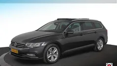 Grijs Gebruikt 2021 VW Passat Business Stationwagen | € 23.999 (Eerlijke prijs)