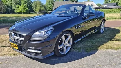 Zwart, metallic lak Gebruikt 2015 Mercedes SLK350 Cabriolet | € 17.950 (Super prijs)