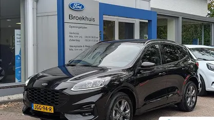 Zwart Gebruikt 2023 Ford Kuga ST-Line X SUV | € 30.945 (Eerlijke prijs)