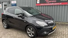 Zwart Gebruikt 2013 Opel Mokka Cosmo SUV | € 8.750 (Eerlijke prijs)