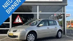 Beige Gebruikt 2008 Renault Mégane III Business Hatchback | € 2.749 (Goede deal)