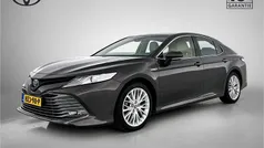 Gebruikt 2019 Toyota Camry Executive Sedan | € 28.950 (Goede deal)