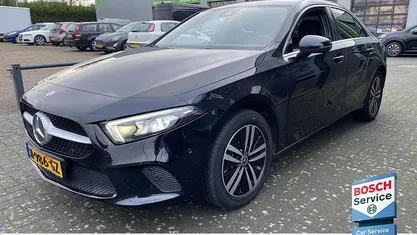 Zwart Occasion 2021 Mercedes A250 Business Sedan | € 26.450 (Eerlijke prijs)