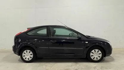 Occasion 2007 Ford Focus Titanium Hatchback | € 2.999 (Eerlijke prijs)