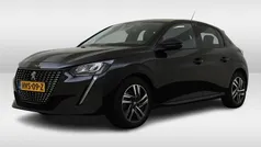 Zwart Gebruikt 2023 Peugeot 208 Allure Hatchback | € 18.325 (Eerlijke prijs)