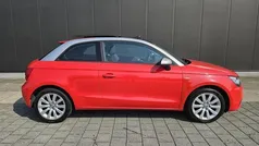 Rood Gebruikt 2011 Audi A1 S-Line Hatchback | € 7.750 (Eerlijke prijs)
