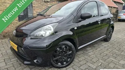 Occasion 2012 Toyota Aygo Comfort Hatchback | € 1.999 (Eerlijke prijs)
