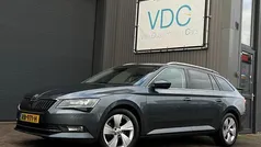 Grijs Gebruikt 2017 Skoda Superb Business Line Stationwagen | € 14.900 (Eerlijke prijs)