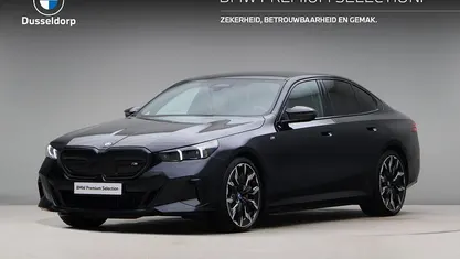 Zwart Occasion 2024 BMW i5 Comfort Edition Sedan | € 68.950 (Goede deal)