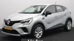 Grijs Gebruikt 2023 Renault Captur Evolution SUV | € 20.845 (Eerlijke prijs)