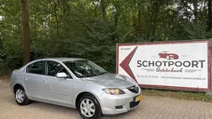 Grijs, andere lak Gebruikt 2008 Mazda 3 Touring Sedan | € 3.750 (Eerlijke prijs)