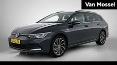 Gebruikt 2021 VW Golf VIII Style Stationwagen | € 24.900 (Eerlijke prijs)