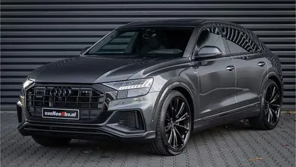 Grijs Occasion 2023 Audi Q8 Proline SUV | € 76.900 (Eerlijke prijs)