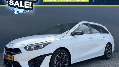 Wit Occasion 2024 Kia Ceed Sportswagon GT-Line Stationwagen | € 29.635 (Eerlijke prijs)