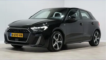 Occasion 2021 Audi A1 Sportback S-Line Hatchback | € 22.950 (Eerlijke prijs)