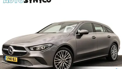 Grijs, metallic lak Gebruikt 2021 Mercedes CLA180 Shooting Brake Stationwagen | € 23.900 (Goede deal)