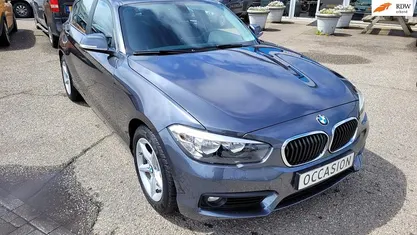 Grijs Gebruikt 2017 BMW 116 Advantage Hatchback | € 15.950 (Eerlijke prijs)