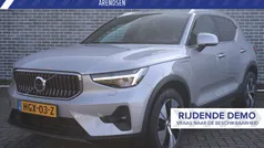 Grijs Gebruikt 2022 Volvo XC40 Core SUV | € 35.694 (Eerlijke prijs)