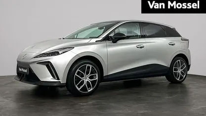 Occasion MG MG4 EV Luxury 150 kW (204 PK) 2023 Zilver Hatchback