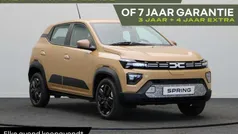 Bruin Nieuw 2025 Dacia Spring Extreme Hatchback | € 19.595 (Eerlijke prijs)