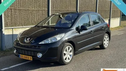 Zwart Occasion 2009 Peugeot 207 Hatchback | € 2.450 (Eerlijke prijs)